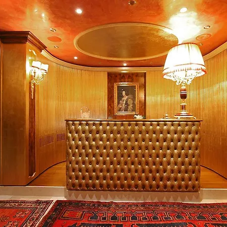 安提克庞特酒店 4*