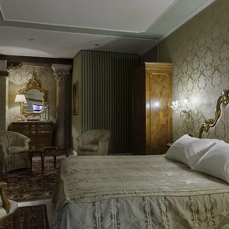 Otel Al Ponte Antico