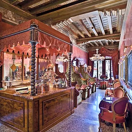 Hotell Al Ponte Antico Venedig