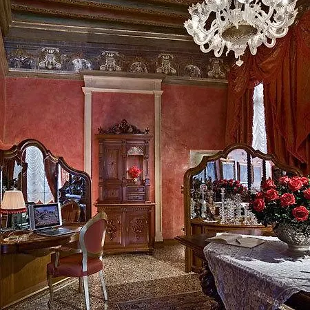 Hotell Al Ponte Antico
