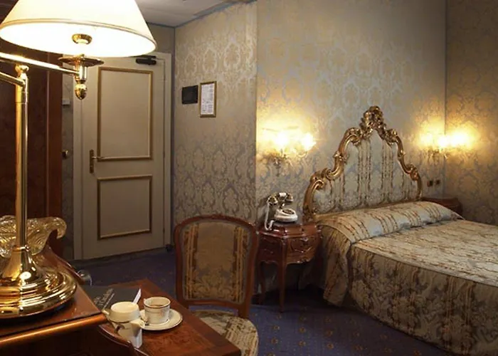 Hotel Al Ponte Antico Venedig