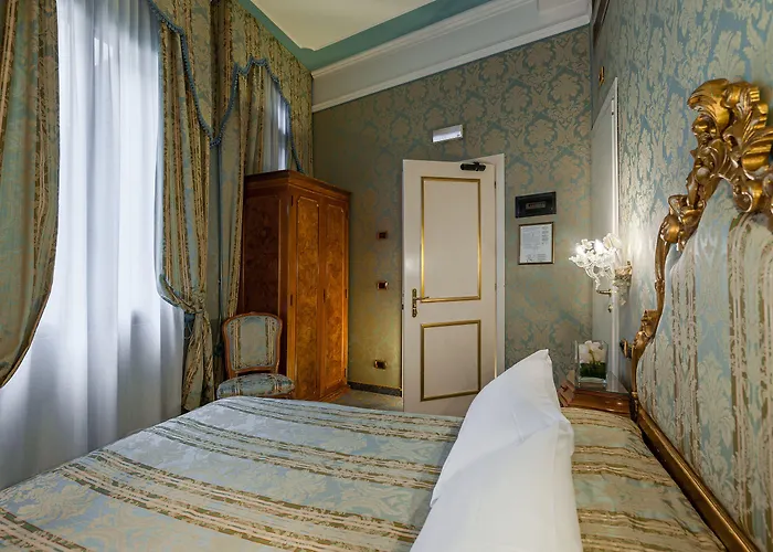 Al Ponte Antico Hotel 4*