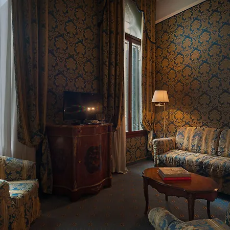 ホテル アルポンテ アンティコ 4*