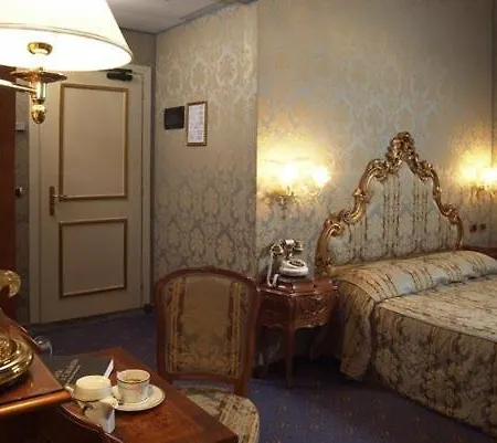 アルポンテ アンティコ 4*